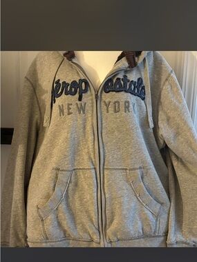 Aeropostale Gray Zip-Up Hoodie - New York Logo